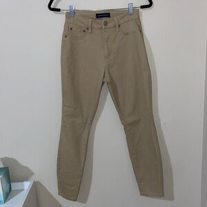 Khaki skinny pant